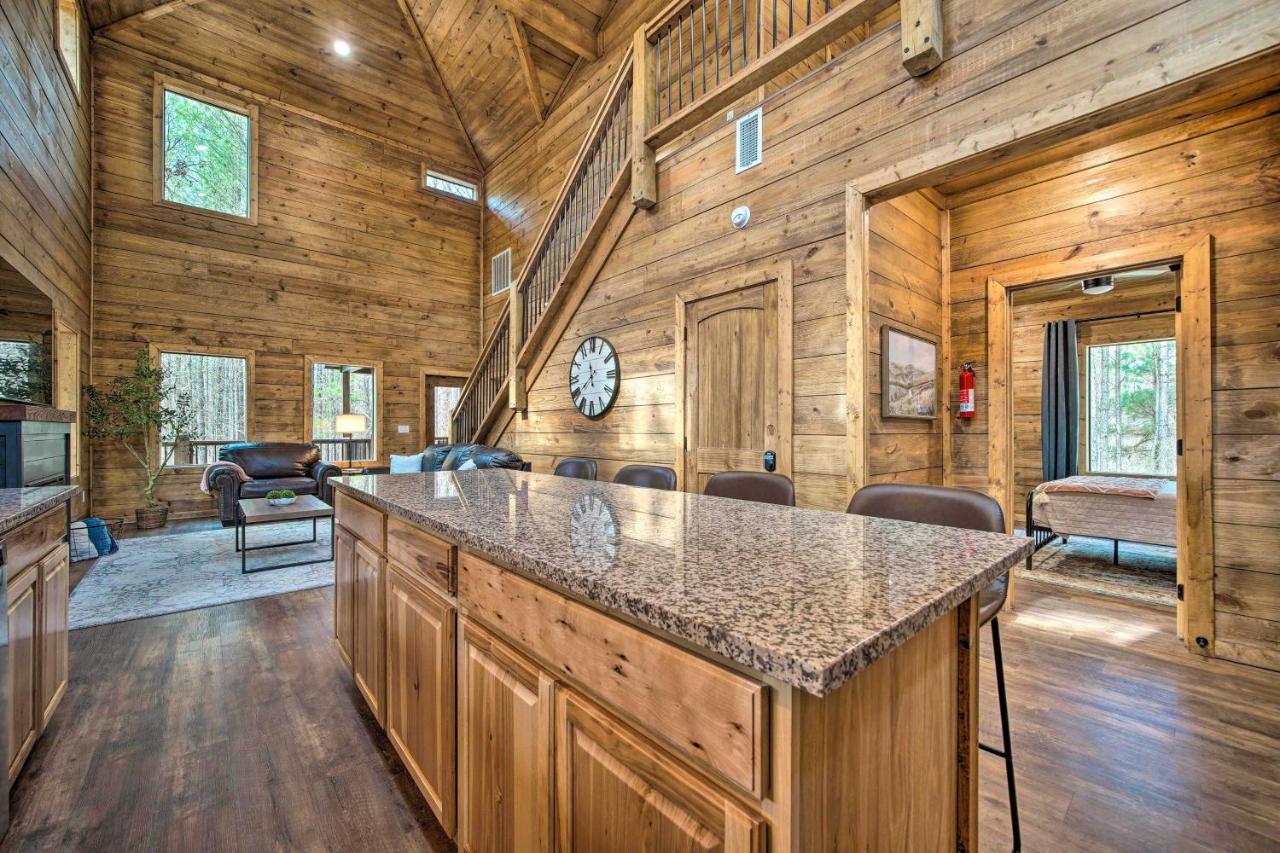 Sutton Ridge Cabin Rental Hot Tub And Swing Set! Broken Bow Exteriér fotografie