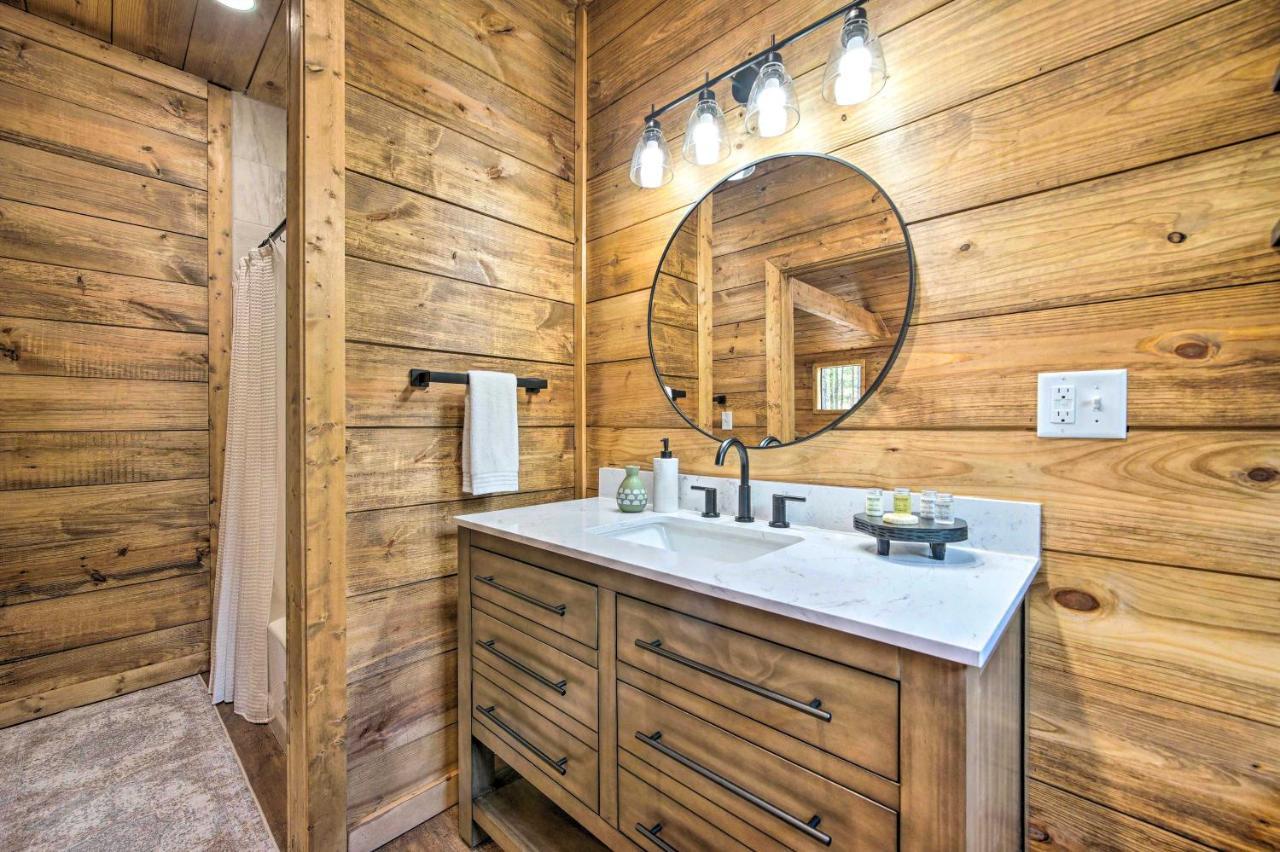 Sutton Ridge Cabin Rental Hot Tub And Swing Set! Broken Bow Exteriér fotografie