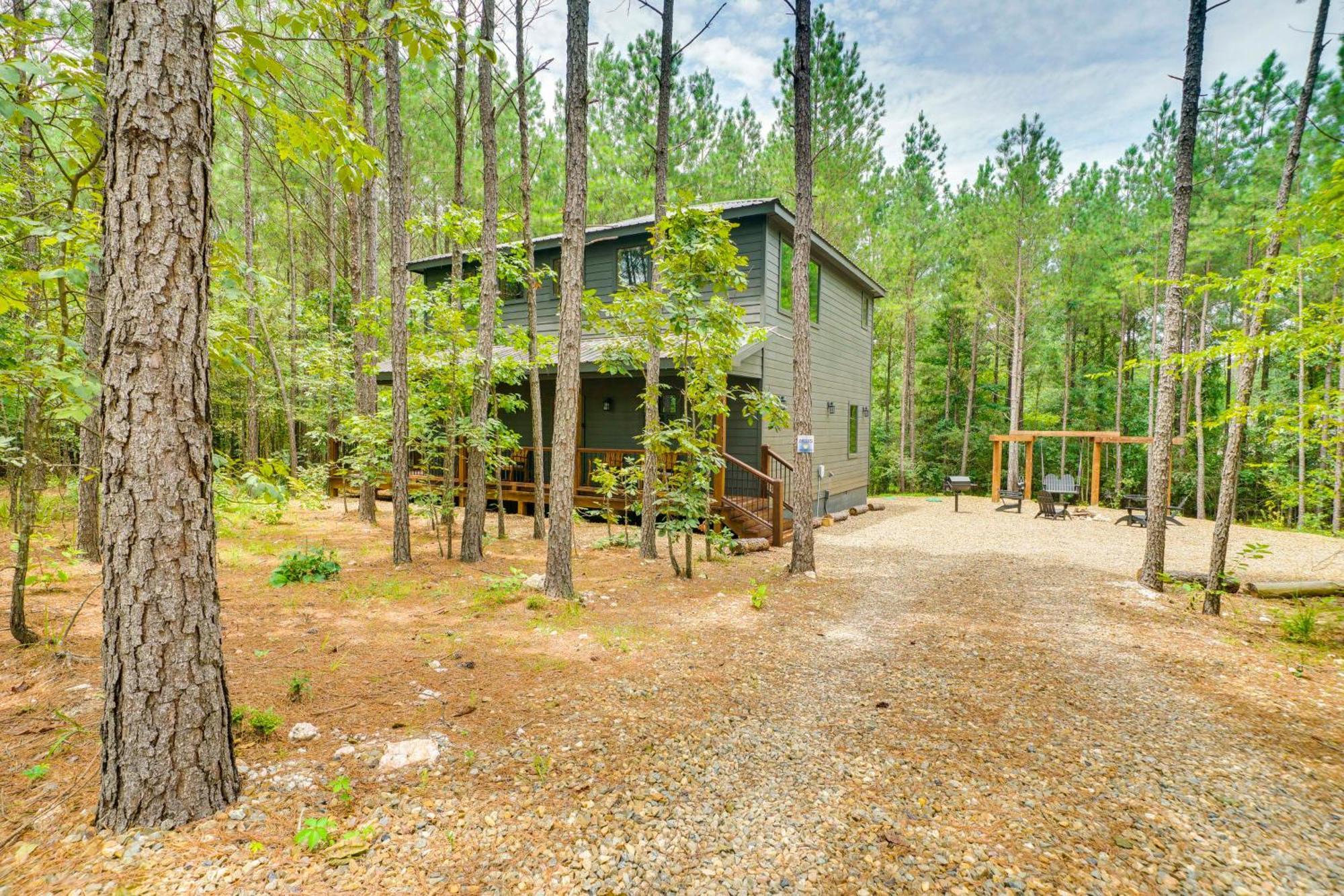 Sutton Ridge Cabin Rental Hot Tub And Swing Set! Broken Bow Exteriér fotografie
