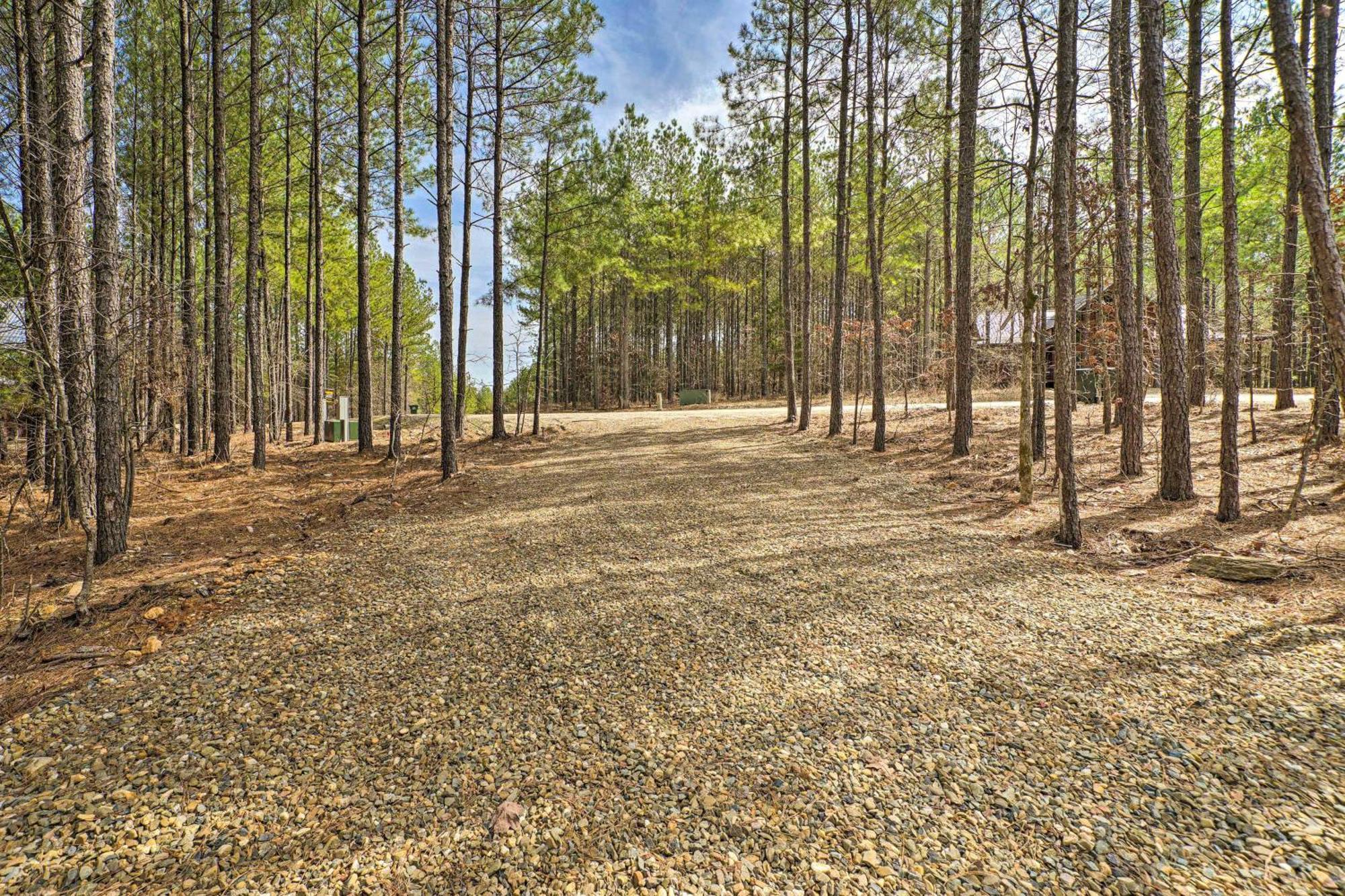 Sutton Ridge Cabin Rental Hot Tub And Swing Set! Broken Bow Exteriér fotografie